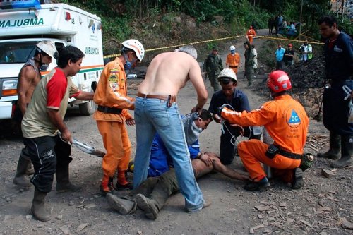 Mineros heridos en explosión en Antioquia