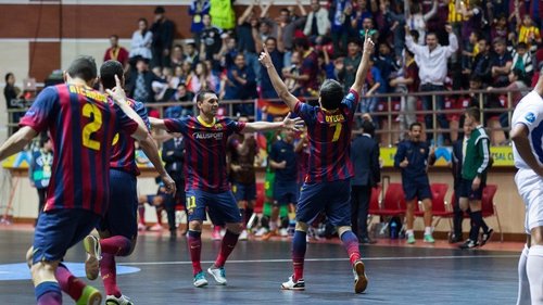El Barcelona celebra la segunda UEFA Futsal Cup