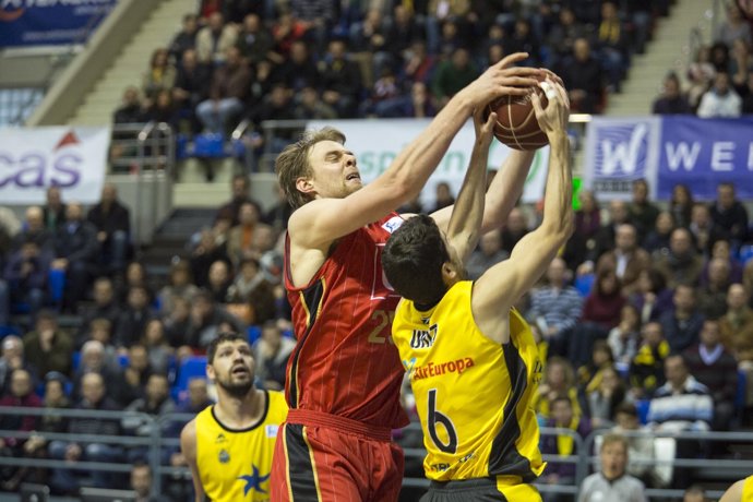 Henk Norel en el cai zarahoza - Iberostar tenerife