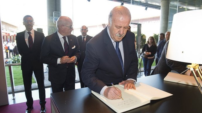Vicente del Bosque Tito Vilanova Camp Nou condolencias