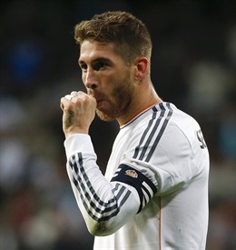 Sergio Ramos dedica el gol a su futuro hijo
