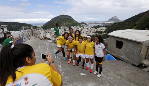 Copa Popular en las favelas en Brasil