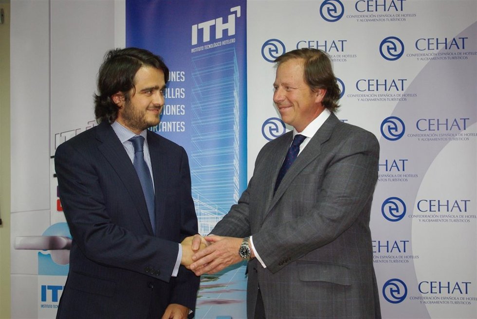 CEHAT e ITH firman acuerdo con Lumelco