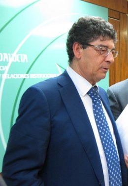 Diego Valderas, hoy ante los medios