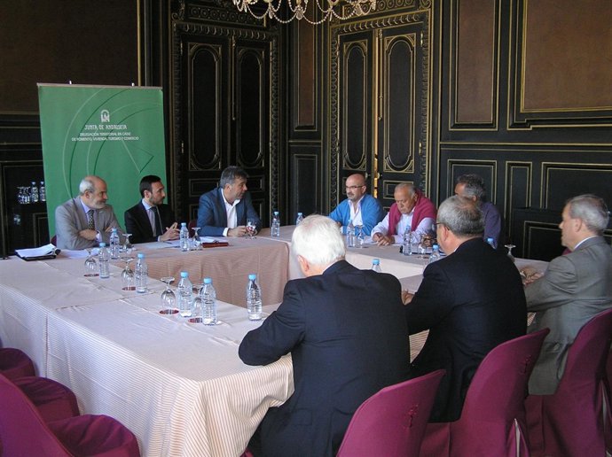 Reunión de la Mesa Aeroportuaria 
