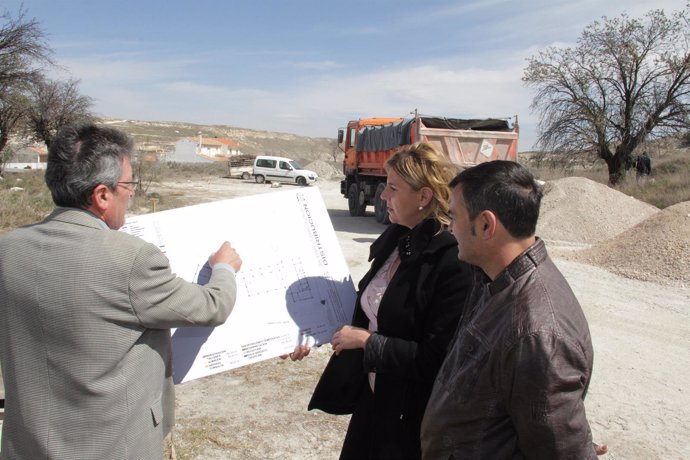 Visita a las obras del futuro centro de los primeros pobladores de Orce