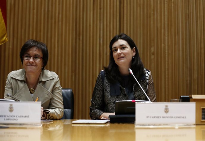Purificación Causapié y Carmen Montón, dirigentes del PSOE