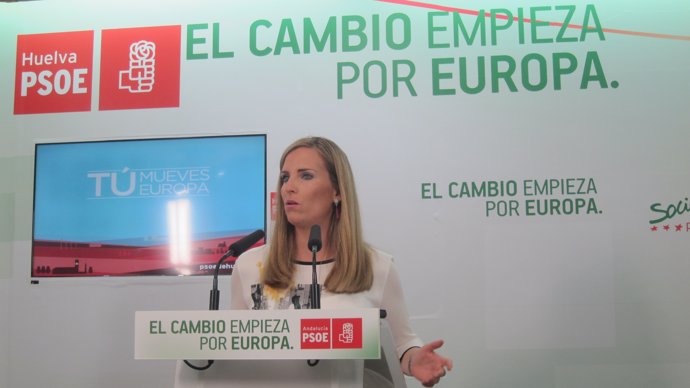 La secretaria general del PSOE de La Palma del Condado, Elena Ruiz.