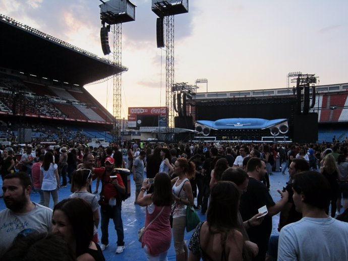 Público en concierto de Bon Jovi en Madrid