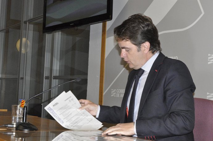 El portavoz del Gobierno de Aragón, Roberto Bermúdez de Castro. 