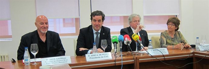 De izq.A drcha., Jack Gaitelli, José A. De Pedro, Manuel Soler y Ana Quintallá