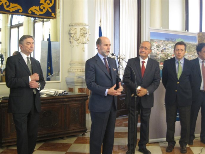 El secretario de Estado de Defensa, Pedro Argüelles, en Málaga