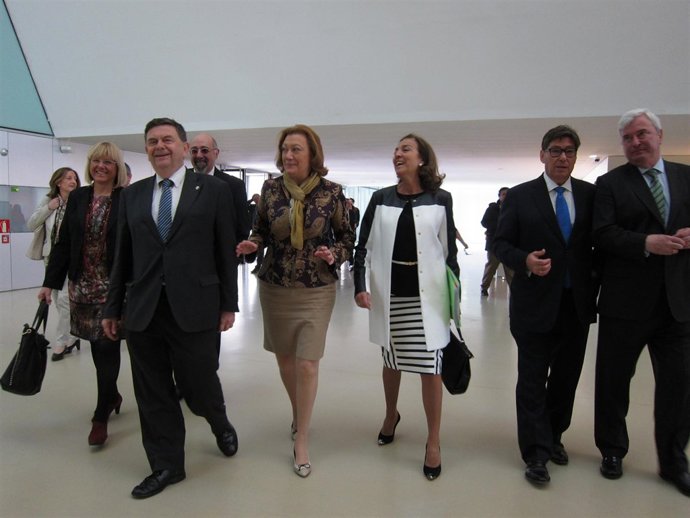 Rudi, Vela y el resto de autoridades en el XX aniversario del CIRCE