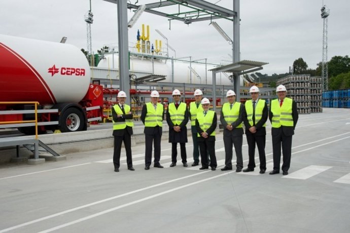 Cepsa inaugura una planta de gas licuado en Maside