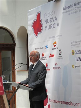 El presidente del Gobierno murciano, Alberto Garre, en el Foro Nueva Murcia