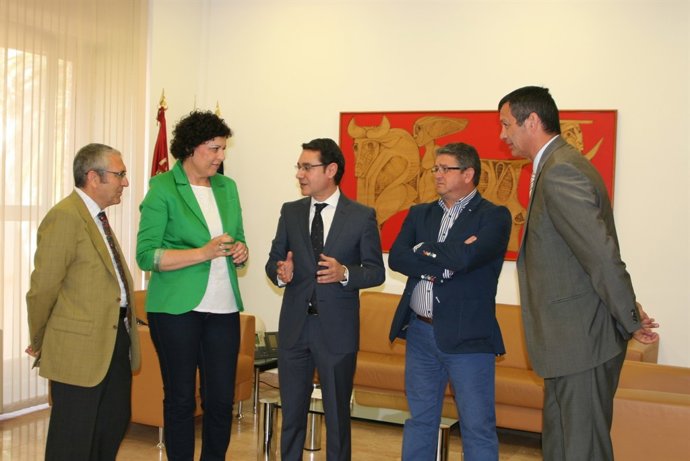 Ruiz junto con Túnez, Bastida y Griñán