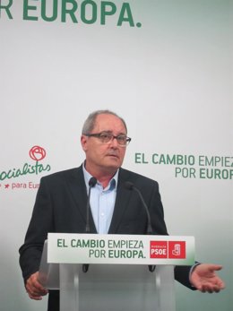 Juan Cornejo en rueda de prensa