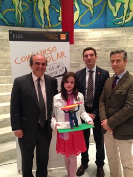 Carla Santoveña, ganadora del concurso en Cantabria