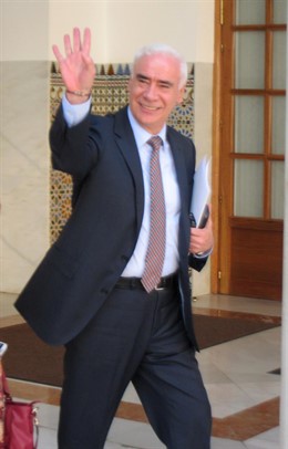 El consejero de Educación, Cultura y Deportes, Luciano Alonso, en el Parlamento