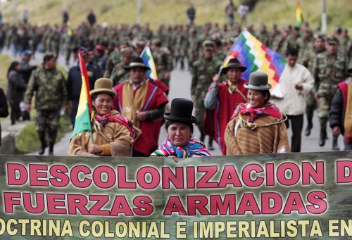 Descolonización de las Fuerzas Armadas de Bolivia.
