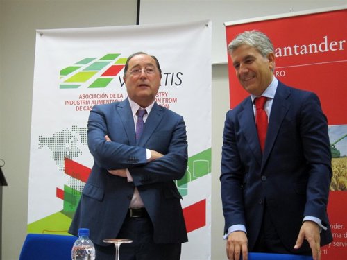 Carlos Moro (izda) y Carlos Ranera, antes del inicio de la jornada. 