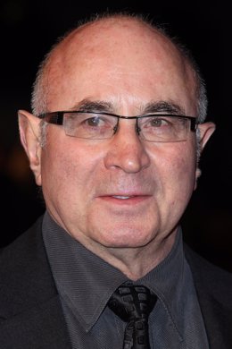 Bob Hoskins