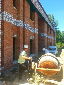 Obras de la escuela de Hostelería del Ayuntamiento de Fuenteheridos. 