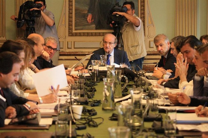 Pleno correspondiente al mes de abril en el Ayuntamiento de Huelva. 