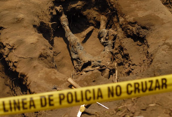 Cuatro fueron los cuerpos exhumados en fosas clandestinas