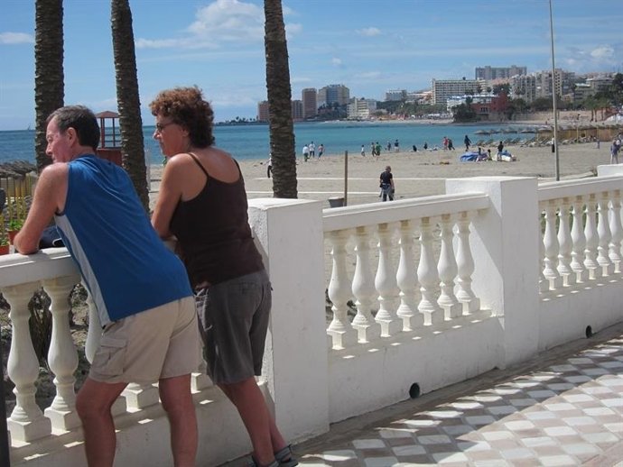Turistas en la playa