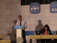 Moreno insiste a Díaz, a quien "le encanta la palabra transparencia", que "dé la cara" sobre fondos de formación