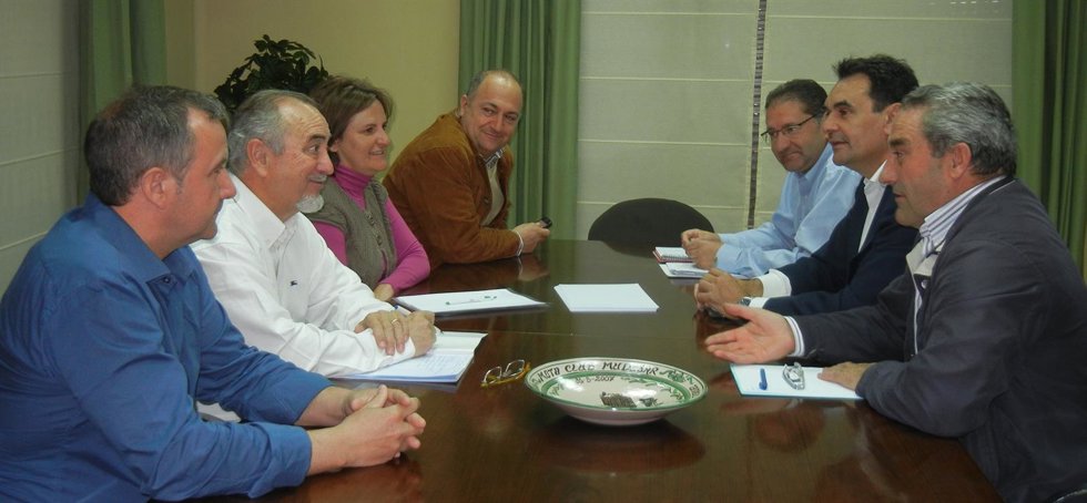 Reunión sobre el transporte de purines en la DPT