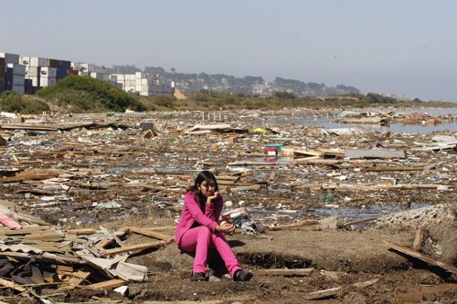 Daños causados en Chile por el terremoto y el tsunami de 2010