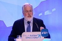 Cañete estará hoy en Viérnoles, Santoña y Santander