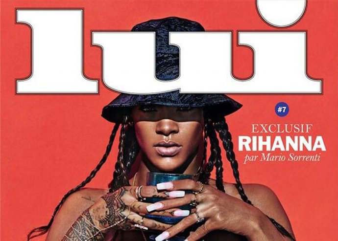INSTAGRAM CENSURA UNAS FOTOS QUE PUBLICA RIHANNA EN SU CUENTA MOSTRANDO UN PECHO