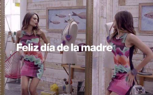 Desigual te desea Feliz Día de la madre