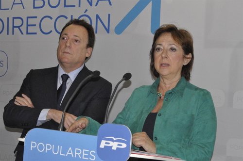 Octavio López y Verónica Lope.