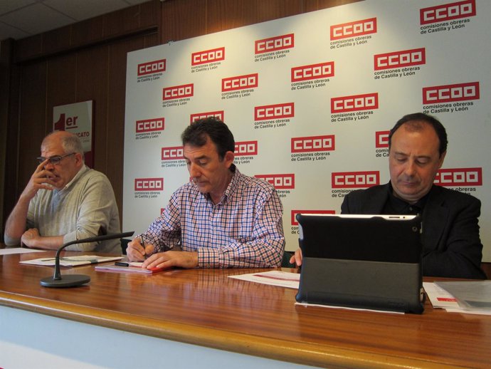 Carlos Bravo y Ángel Hernández presentan las propuestas fiscales de CC.OO