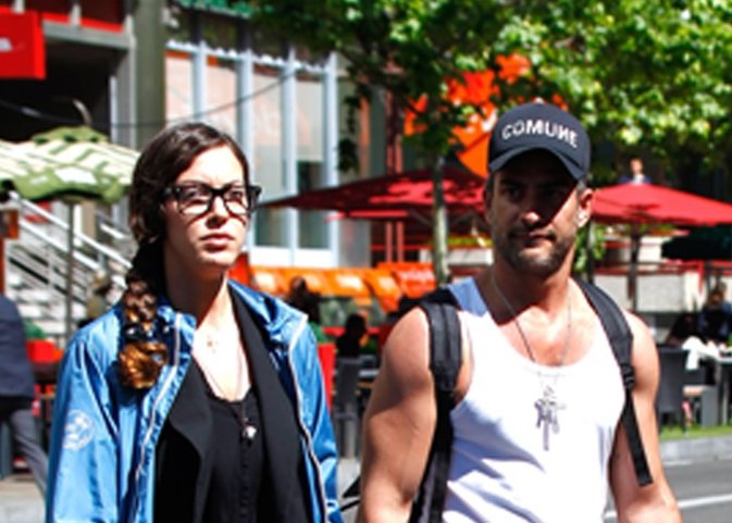 Asdrúbal y su nueva amiga pasean su complicidad por la capital 