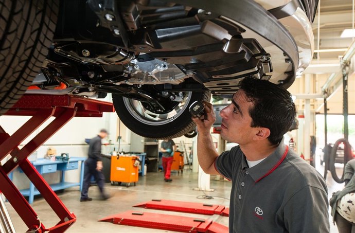 Campaña de revisión de Toyota (taller, reparación)