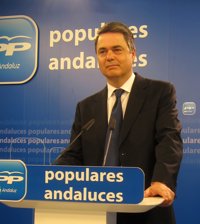 PP-A insiste en que Díaz "no ha dado suficientes explicaciones" sobre los fondos de formación y la Corrala Utopía