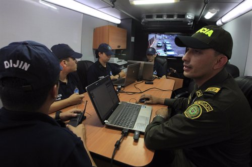Policía de Colombia con la Interpol