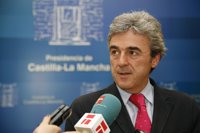 Junta lamenta que Page "calle" mientras Cospedal "ha dado la cara"