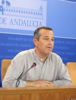José Antonio Castro, hoy ante los medios