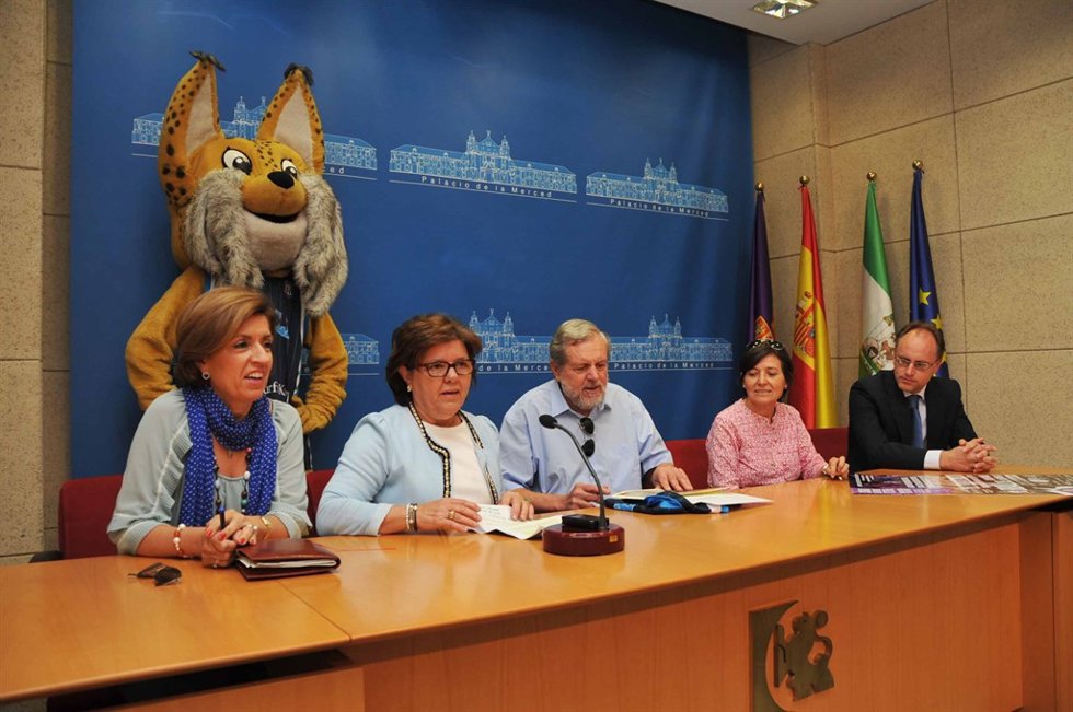 Presentación del partido benéfico en la Diputación