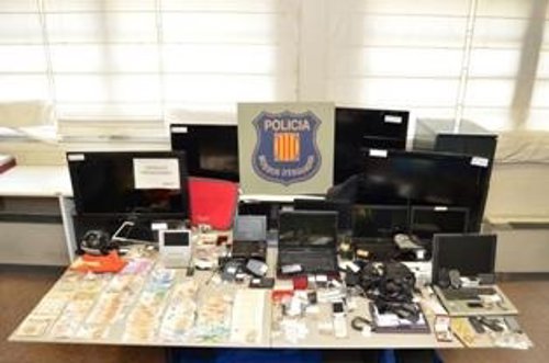 Material confiscado a una banda que asaltaba viviendas en Girona