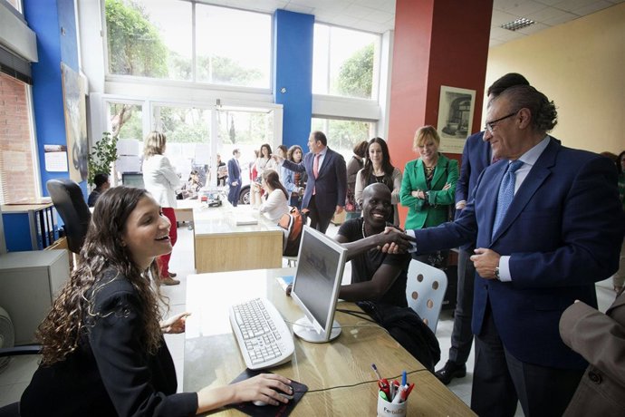 FERMOSEL PRESENTA LOS RESULTADOS DEL BARÓMETRO REGIONAL DE INMIGRACIÓN 2014El Co