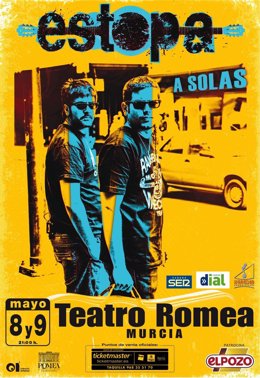 Cartel que anuncia el concierto de Estopa en Murcia