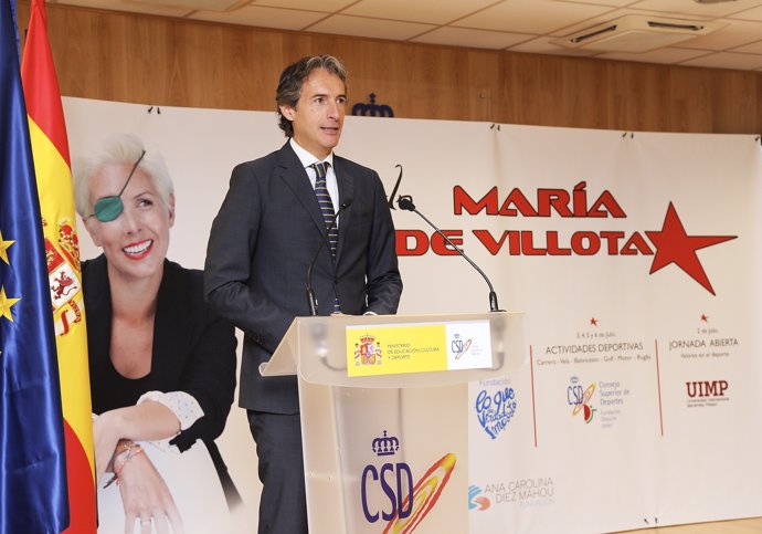 El alcalde en la presentación de la iniciativa 'Legado de María de Villota'