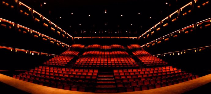 Teatre Lliure De Barcelona, Teatro, Butacas, Platea